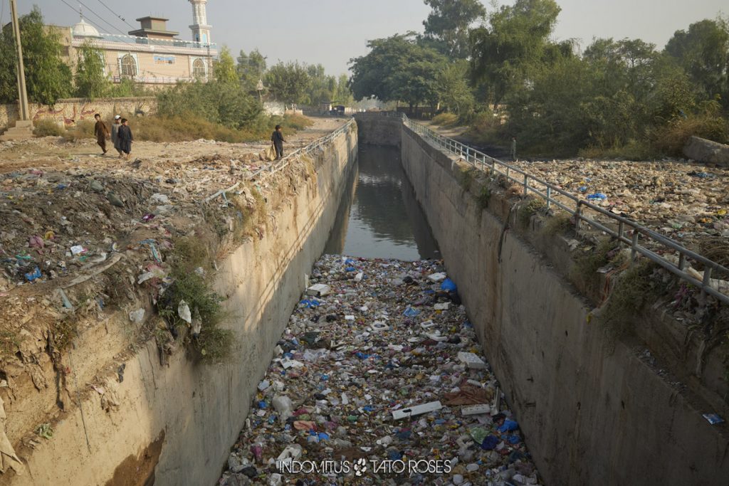 Basura dumpsite Pakistan 08